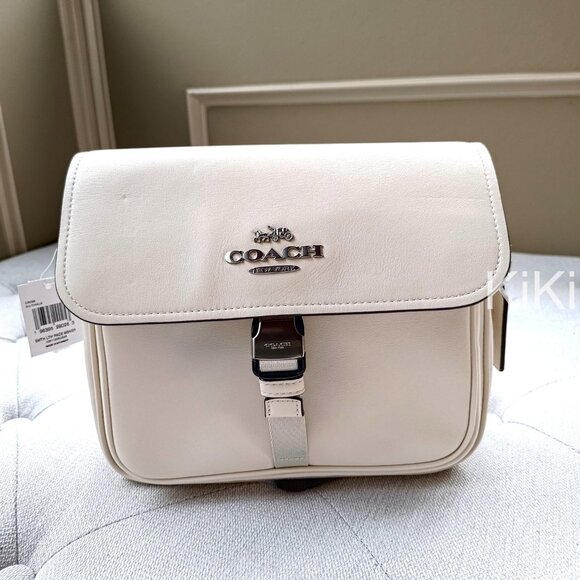 Coach Pace Messaenger Bag CR098 white